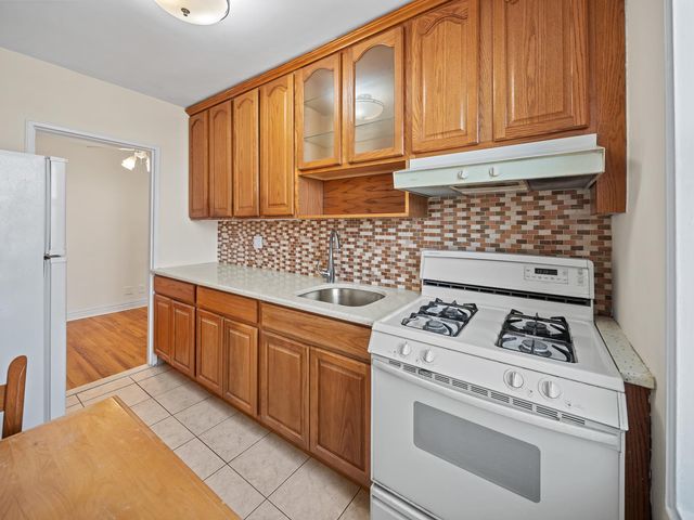 6665 Colonial Rd Apt 5D, New York City, NY 11220