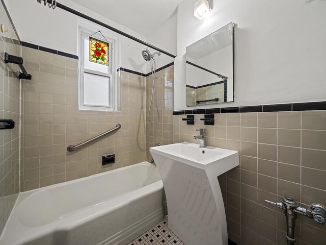 6665 Colonial Rd Apt 5D, New York City, NY 11220