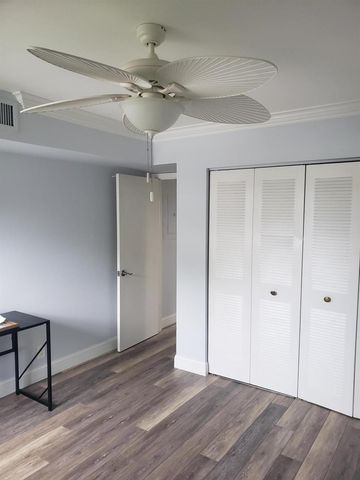 54 Piedmont B, Delray Beach, FL 33484