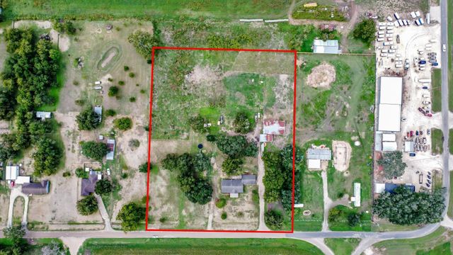 2535 County Rd 231, Wharton, TX 77488