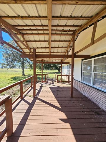 2535 County Rd 231, Wharton, TX 77488