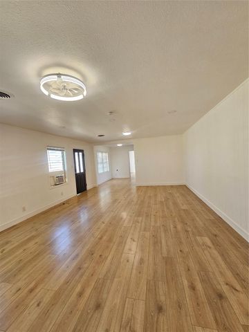 2535 County Rd 231, Wharton, TX 77488