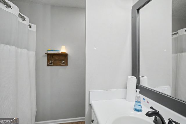 85 Woodstream Drive, Newnan, GA 30265