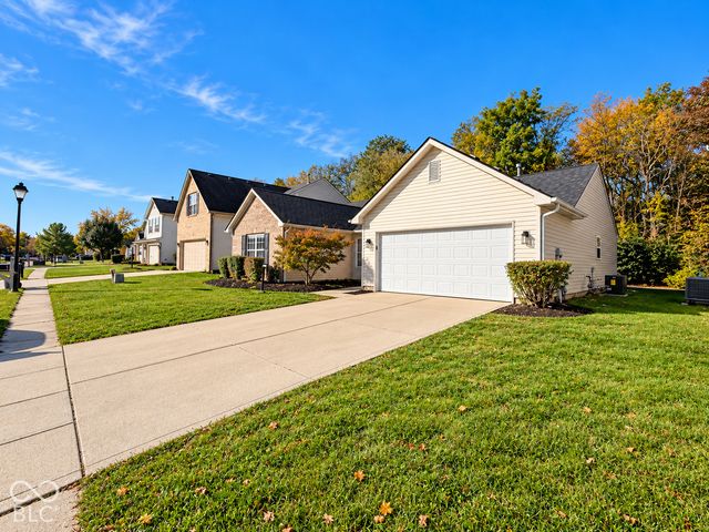 12260 Sweet Creek Trail, Fishers, IN 46037