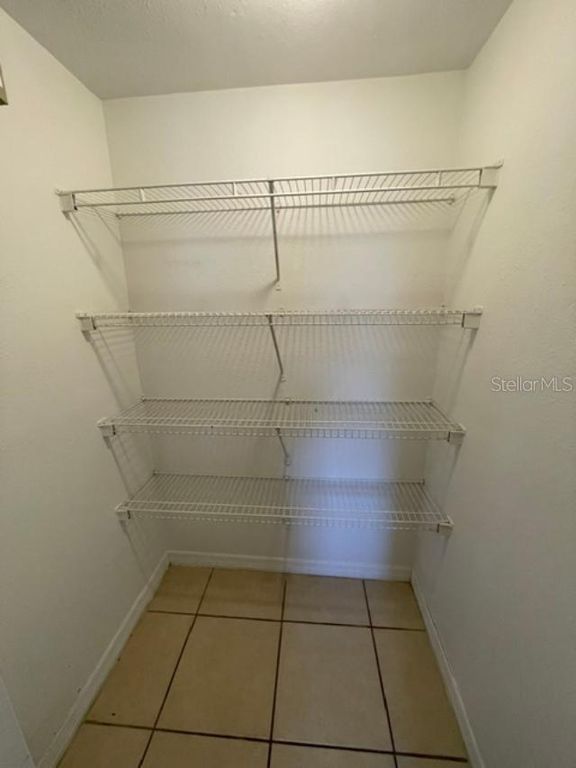 Image 5 of property listing at 4009 N CENTRAL AVENUE, Tampa, FL 33603