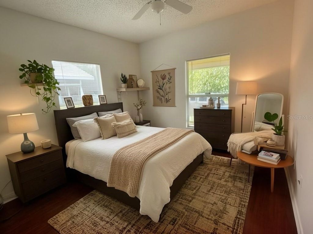 Image 7 of property listing at 4009 N CENTRAL AVENUE, Tampa, FL 33603