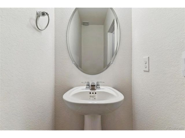 8645 E 132nd Pl, Thornton, CO 80602