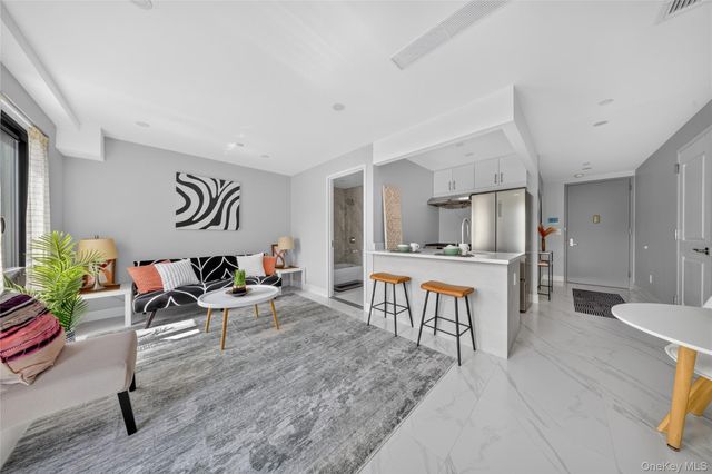 643 5th Avenue 5C, Brooklyn, NY 11215