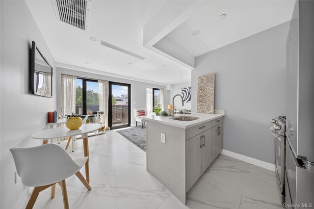 643 5th Avenue 5C, Brooklyn, NY 11215
