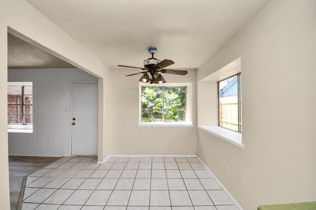 5322 Bulen Avenue, Friendswood, TX 77546