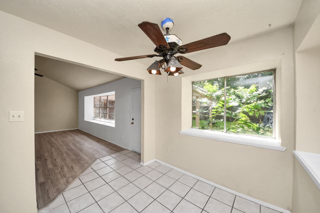 5322 Bulen Avenue, Friendswood, TX 77546