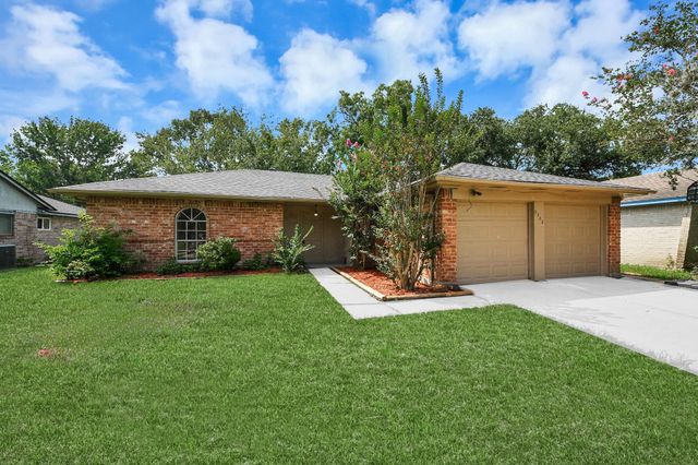 5322 Bulen Avenue, Friendswood, TX 77546
