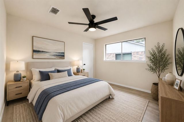 5322 Bulen Avenue, Friendswood, TX 77546