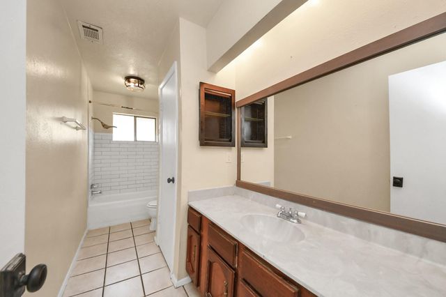 5322 Bulen Avenue, Friendswood, TX 77546