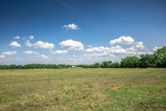 11105 Harmon School Road, Burton, TX 77835