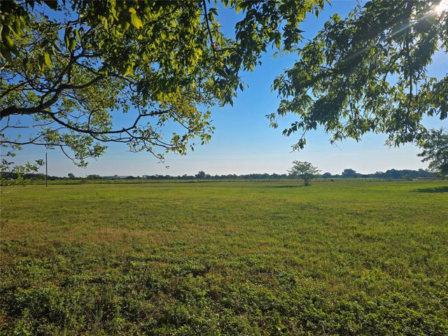 11105 Harmon School Road, Burton, TX 77835