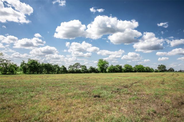 11105 Harmon School Road, Burton, TX 77835