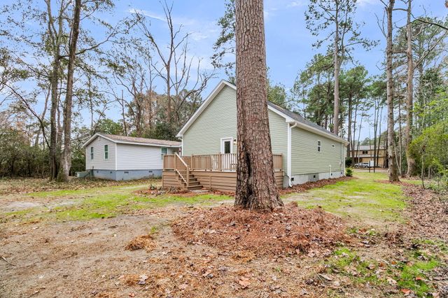201 Challedon Drive, Summerville, SC 29485