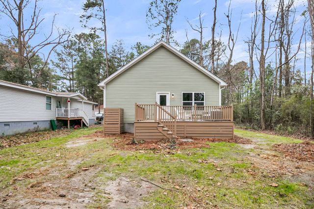201 Challedon Drive, Summerville, SC 29485