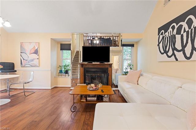 1379 Ivywood RD, Virginia Beach, VA 23453