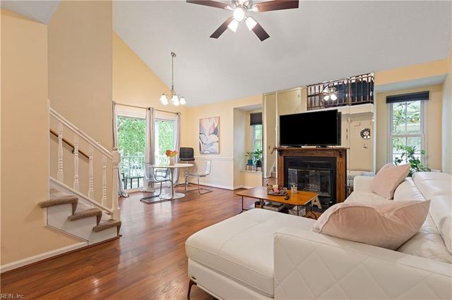 1379 Ivywood RD, Virginia Beach, VA 23453