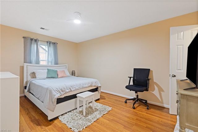 1379 Ivywood RD, Virginia Beach, VA 23453