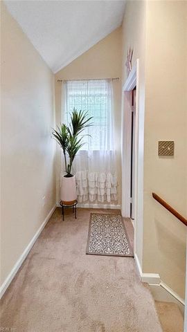 1379 Ivywood RD, Virginia Beach, VA 23453