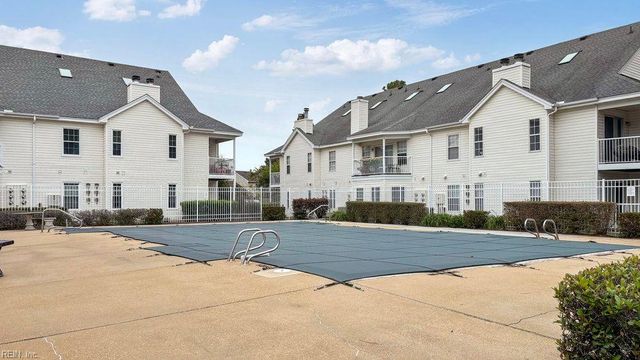 1379 Ivywood RD, Virginia Beach, VA 23453