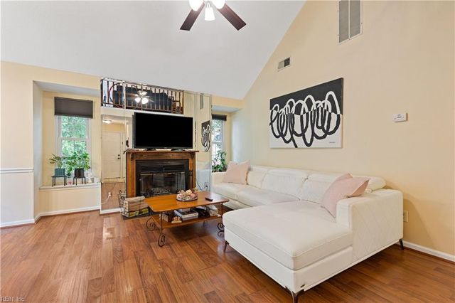 1379 Ivywood RD, Virginia Beach, VA 23453