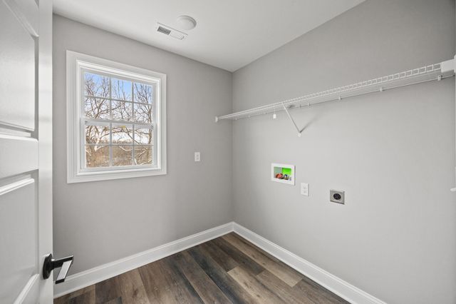 318 Blue Spruce Drive, Frankfort, KY 40601