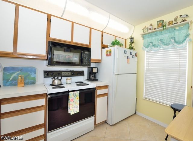 1165 Mainsail DR 603, Naples, FL 34114