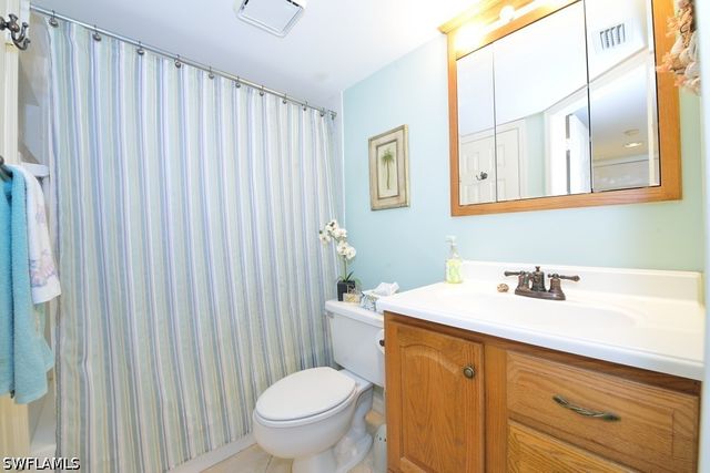 1165 Mainsail DR 603, Naples, FL 34114