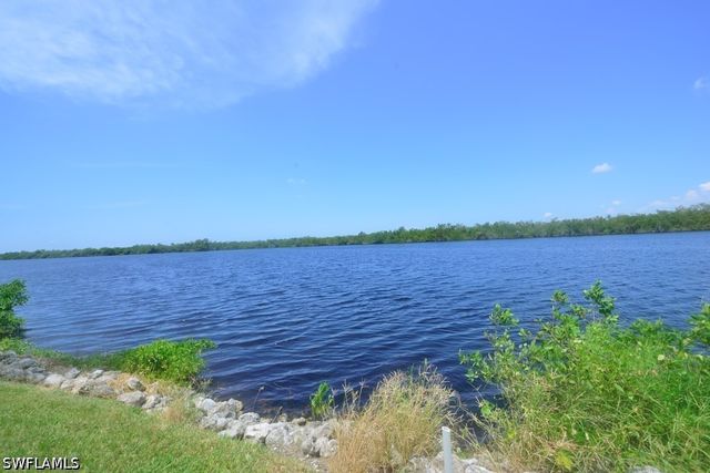 1165 Mainsail DR 603, Naples, FL 34114