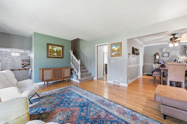 1330 CAMP GIFFORD RD Road, Bellevue, NE 68005