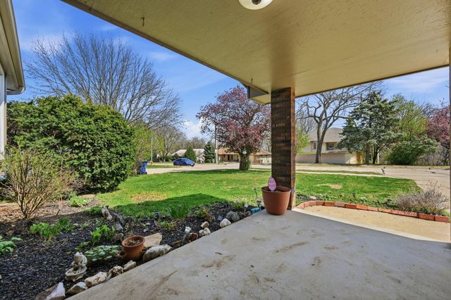 1330 CAMP GIFFORD RD Road, Bellevue, NE 68005