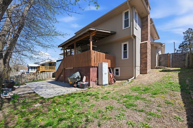 1330 CAMP GIFFORD RD Road, Bellevue, NE 68005