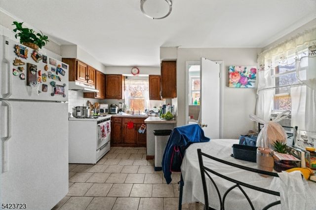 30 Lindsley Ave, West Orange Twp., NJ 07052