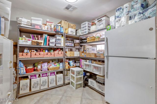 1220 S GRAND Drive, Apache Junction, AZ 85120