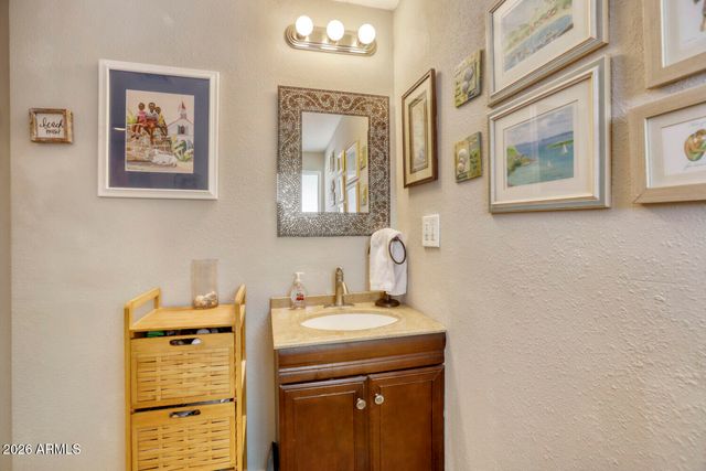 1220 S GRAND Drive, Apache Junction, AZ 85120