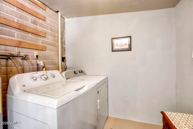 1220 S GRAND Drive, Apache Junction, AZ 85120
