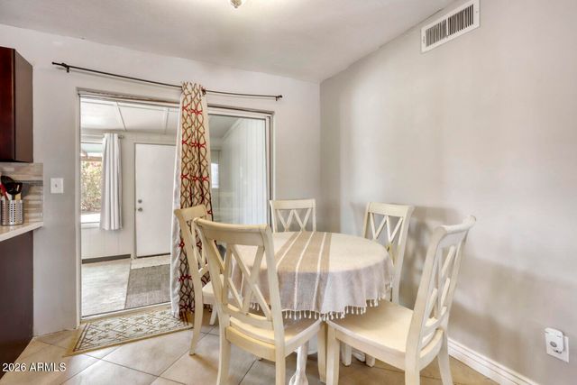 1220 S GRAND Drive, Apache Junction, AZ 85120