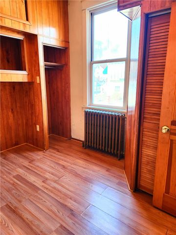 922 Hober Ave 2, Mckees Rocks, PA 15136