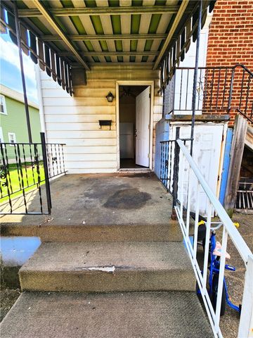 922 Hober Ave 2, Mckees Rocks, PA 15136