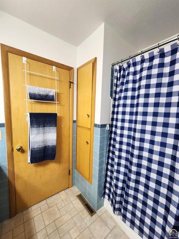 1402 Luther St, Emporia, KS 66801