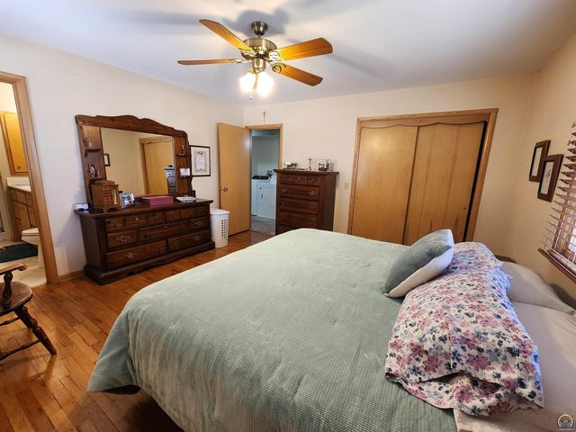 1402 Luther St, Emporia, KS 66801