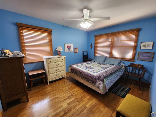 1402 Luther St, Emporia, KS 66801