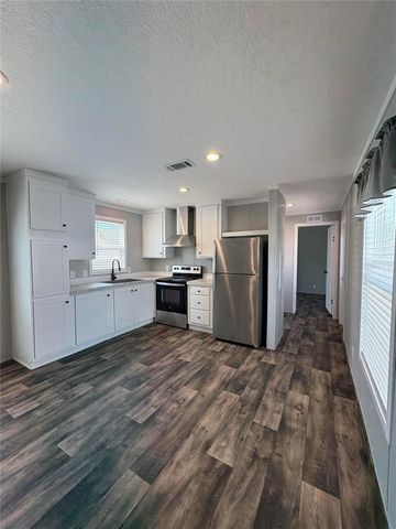 6615 BANDURA AVENUE, New Port Richey, FL 34653