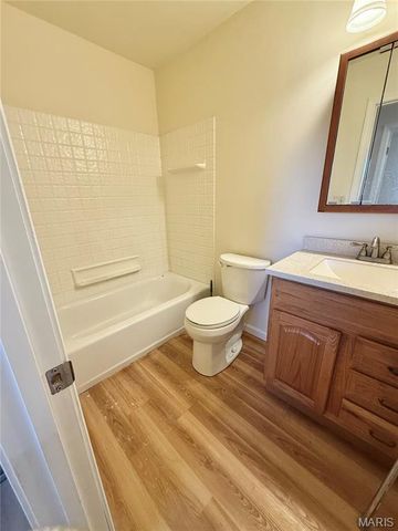 206 LIBERTY Drive, Belleville, IL 62226