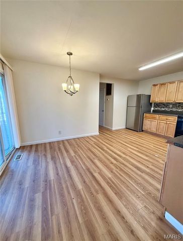 206 LIBERTY Drive, Belleville, IL 62226