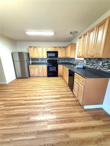 206 LIBERTY Drive, Belleville, IL 62226